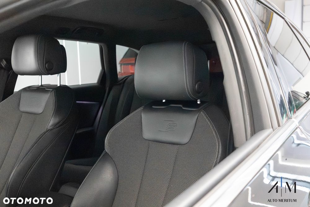 Audi A4 Avant - 22