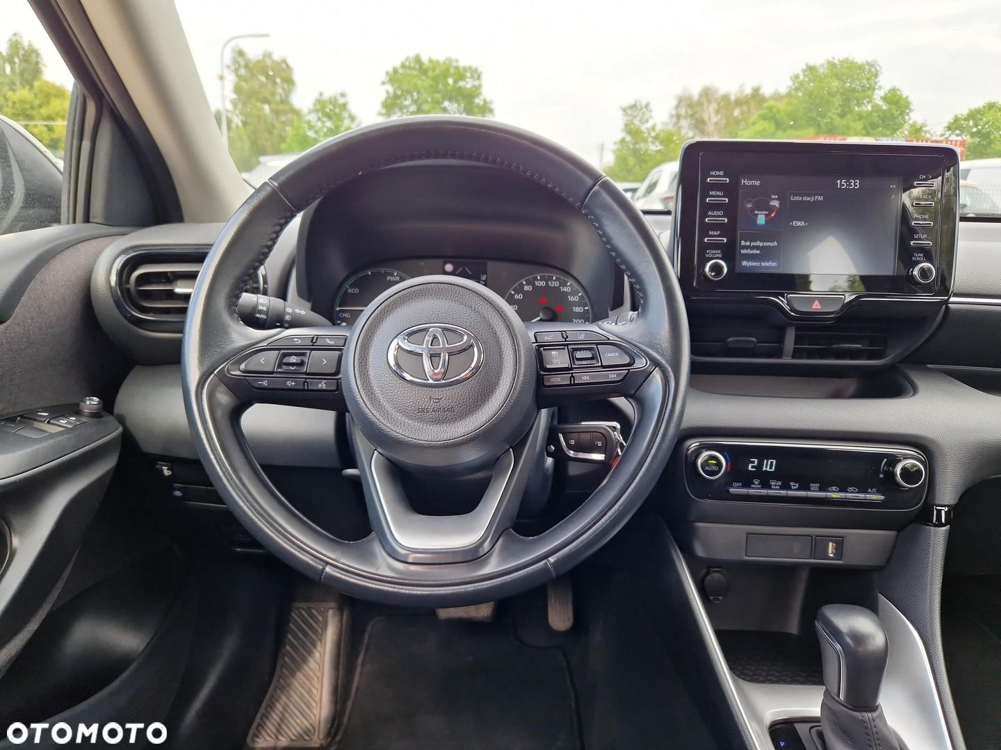 Toyota Yaris - 12