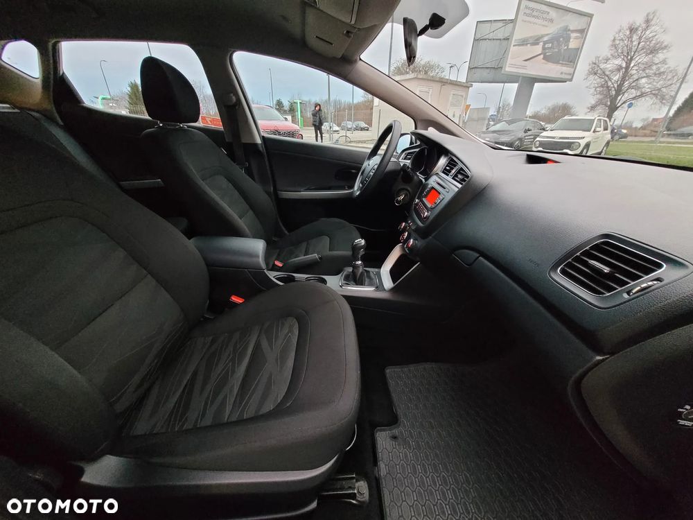 Kia Ceed 1.4 CRDi M - 15