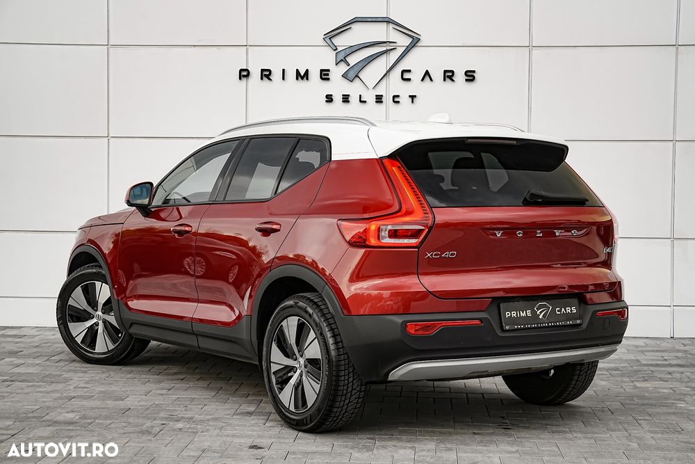 Volvo XC 40 B4 B AWD DKG Momentum Pro - 4