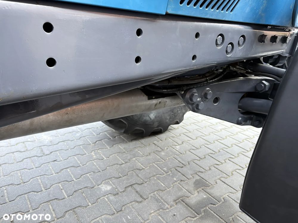 New Holland 8870 - 24