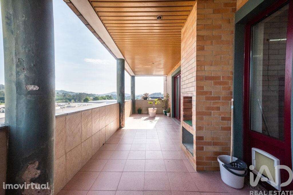 Apartamento T3 em Brito de 132,08 m2 - Grande imagem: 2/28