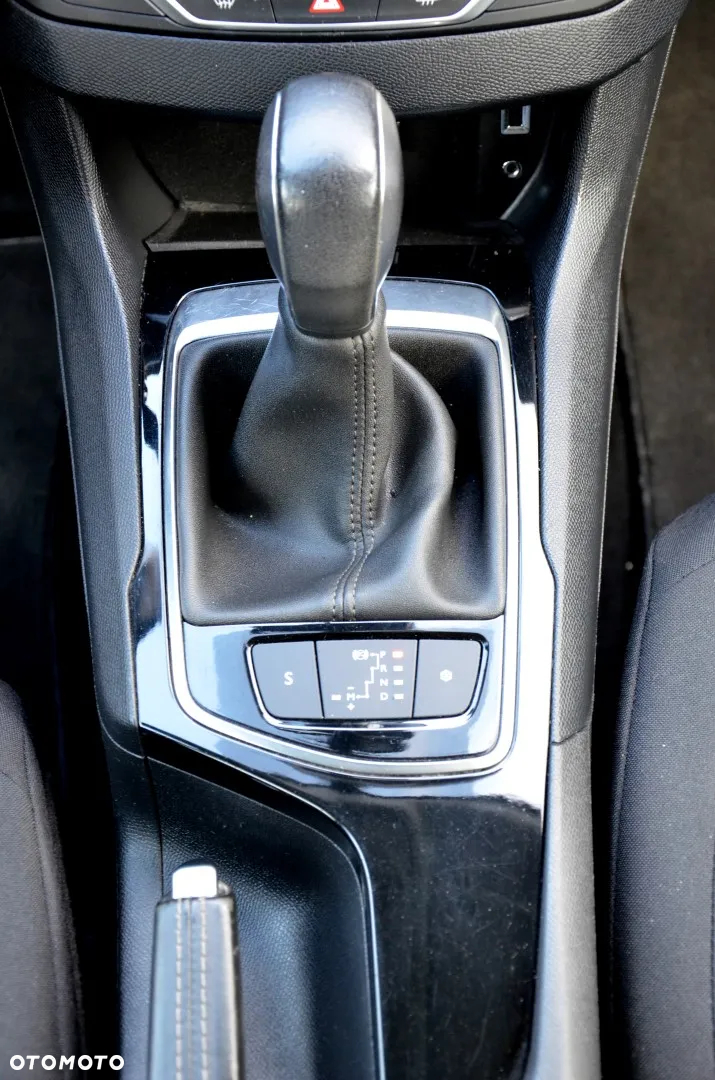Peugeot 308 BlueHDi FAP 120 EAT6 Stop&Start Active - 18