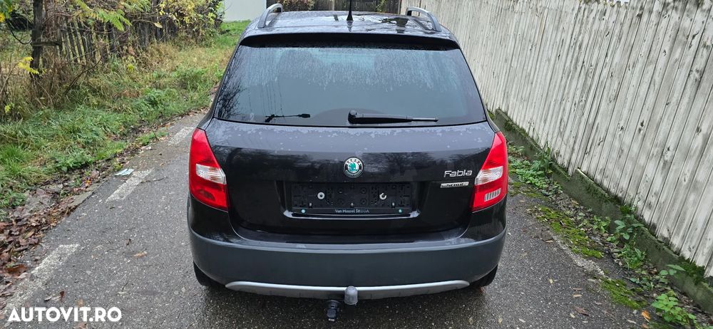 Skoda Fabia 1.2 TSI Ambiente - 5