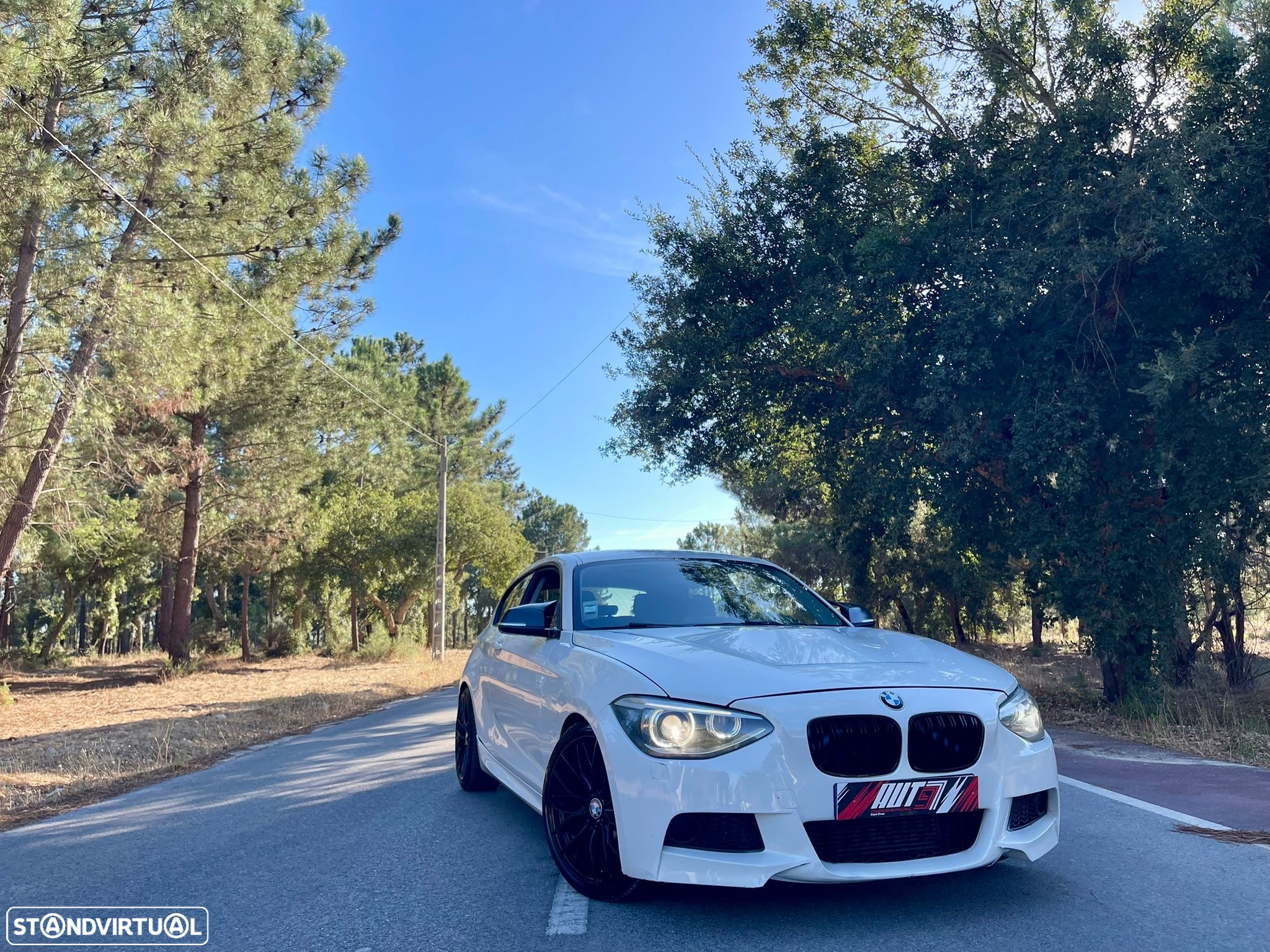 BMW 118 d Pack M - 4