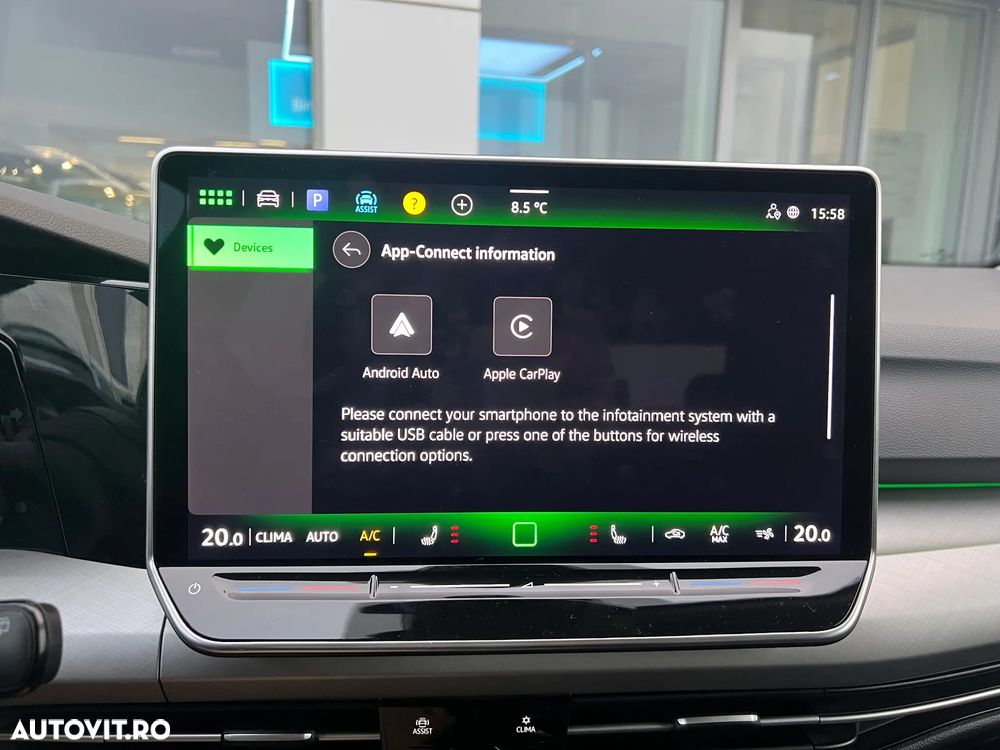 Volkswagen Golf 1.5 eTSI DSG MHEV Life - 15