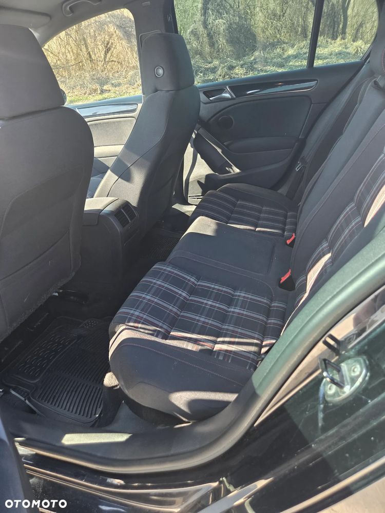 Volkswagen Golf 2.0 TSI GTI - 7