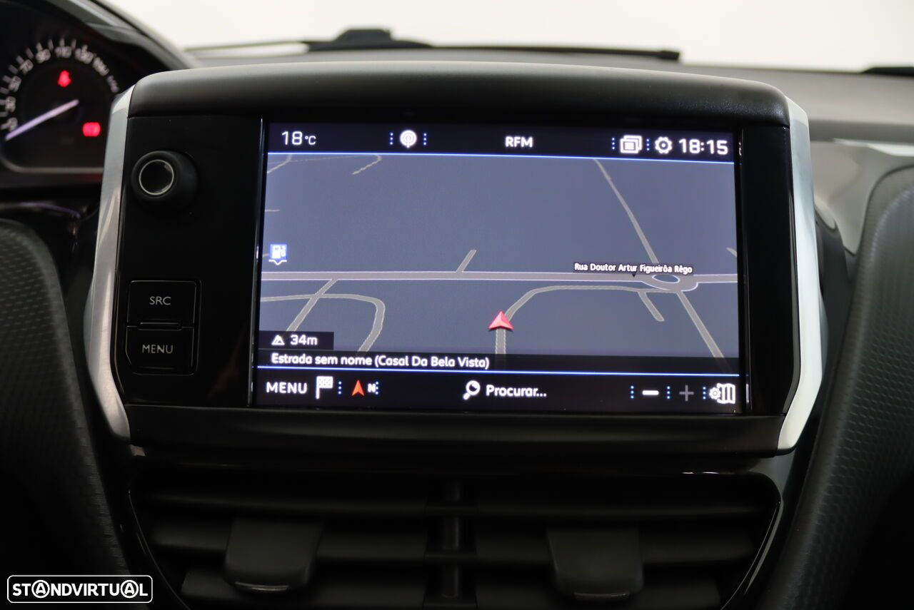 Peugeot 2008 1.5 BlueHDi Signature - 18