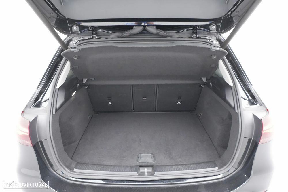 Mercedes-Benz B 180 d Progressive Aut. - 30