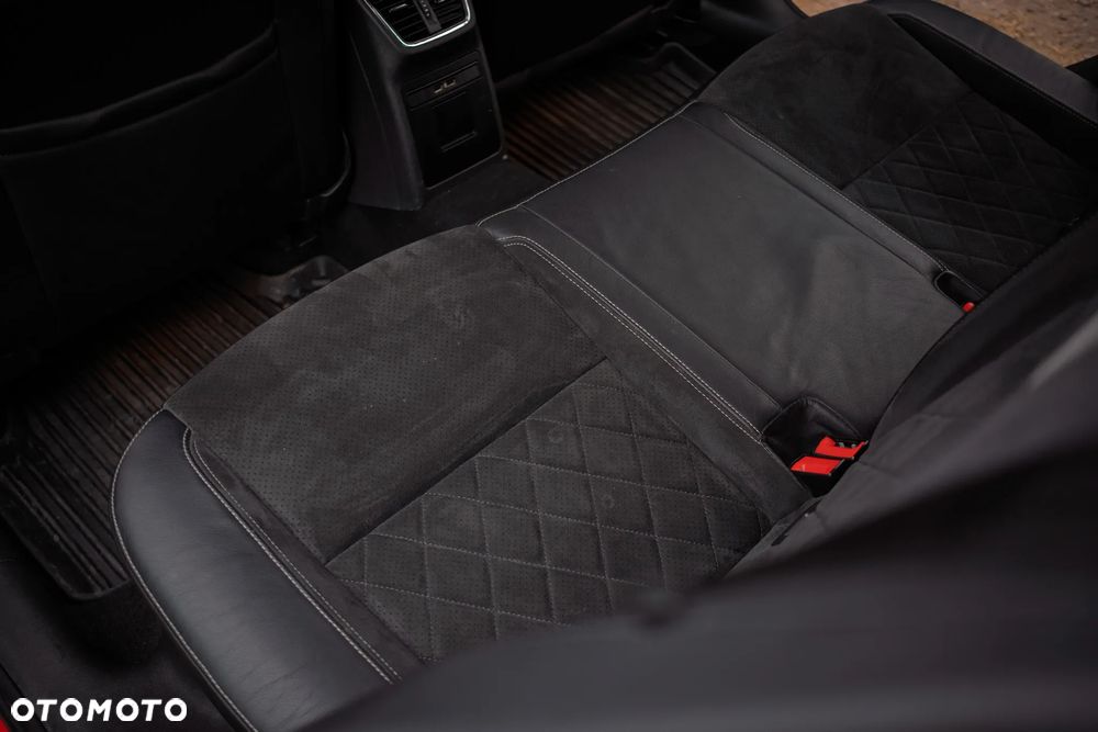 Skoda Octavia 2.0 TSI RS Challenge 245 DSG - 20