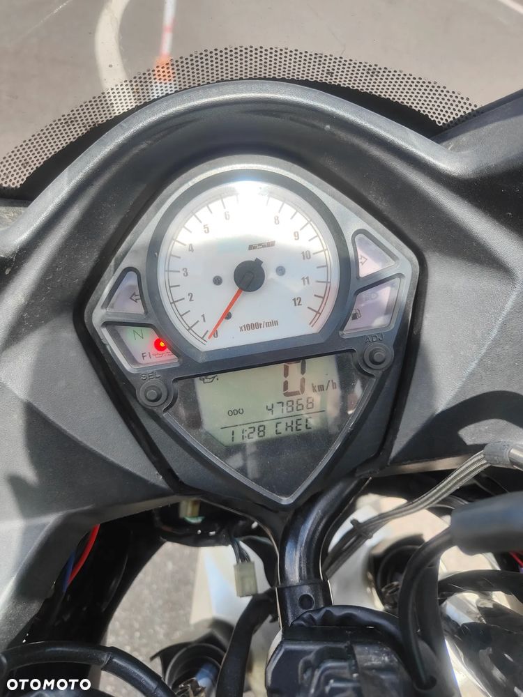 Suzuki SV - 5