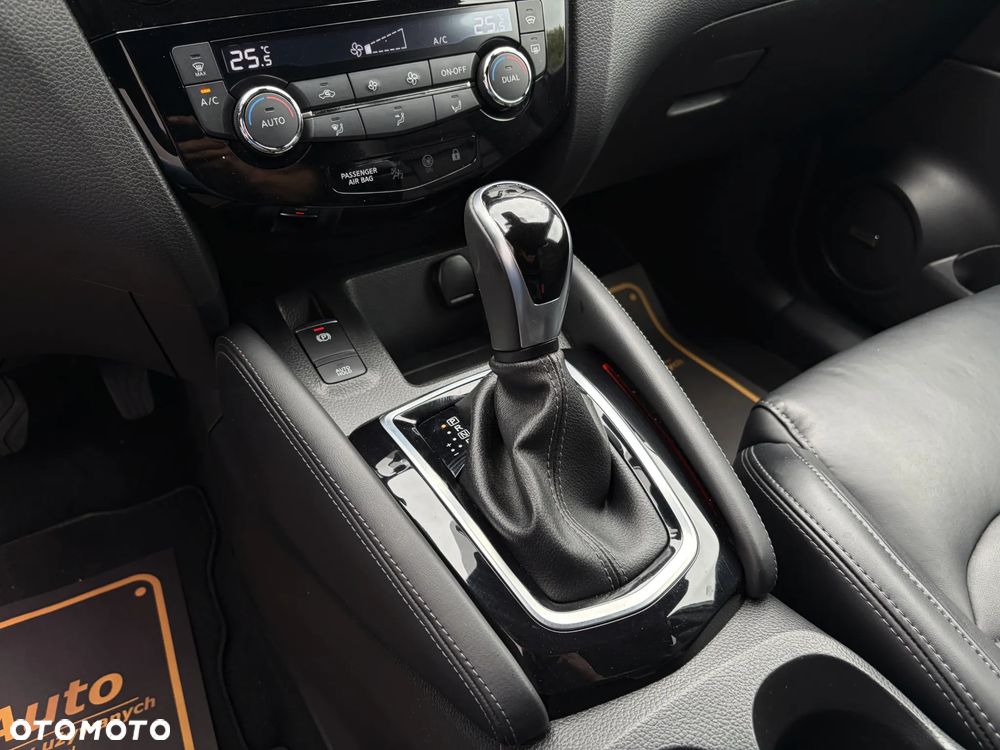 Nissan Qashqai 1.3 DIG-T DCT TEKNA+ - 31