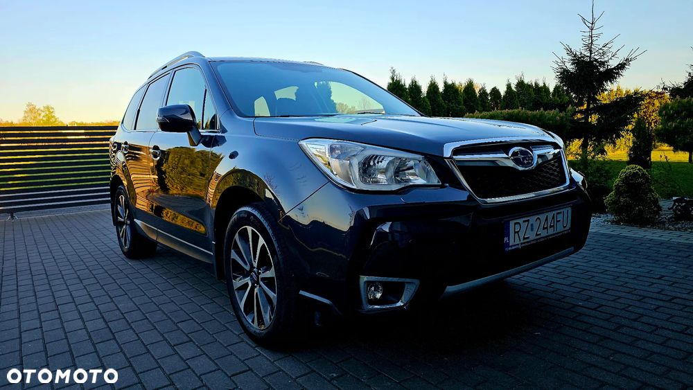 Subaru Forester 2.0XT Platinum Lineartronic - 1