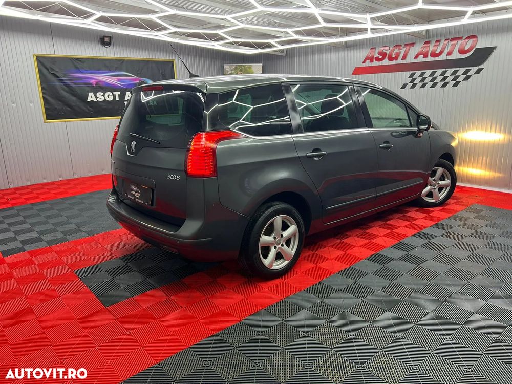 Peugeot 5008 - 7