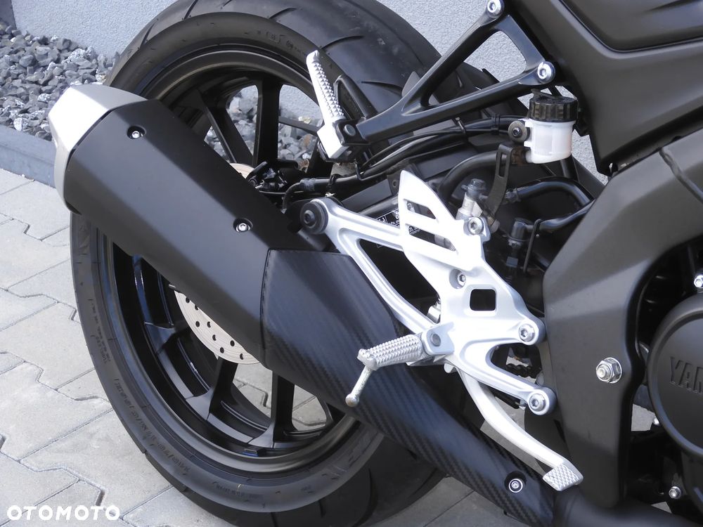 Yamaha MT - 22