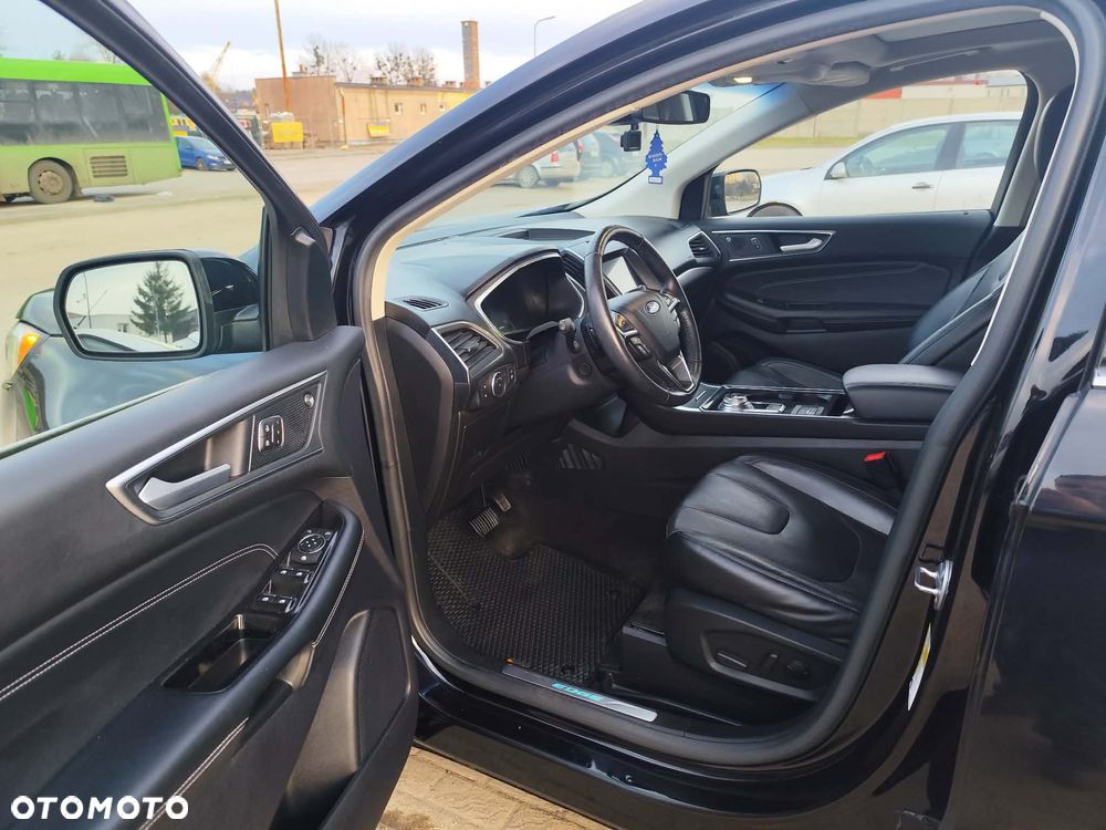 Ford Edge - 11