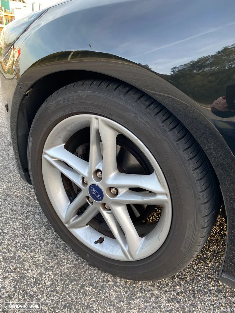 Ford Focus 1.5 TDCi Titanium - 10