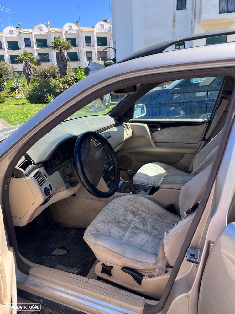 Mercedes-Benz E 290 TD Elegance - 7