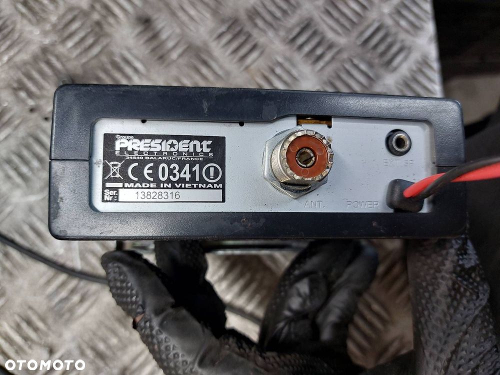 CB RADIO + ANTENA PRESIDENT TEDDY - 3