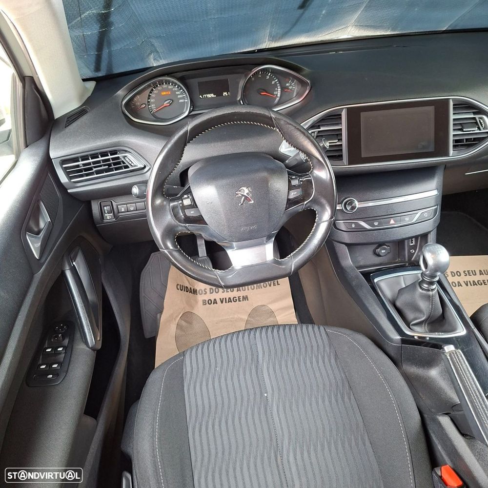 Peugeot 308 SW 1.2 PureTech Style - 7