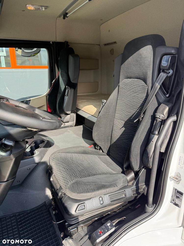 Mercedes-Benz Actros 1824 chłodnia multitemperatura // E6 // Klimatyzacja /  20 Epal // Agregat Carier Supra 1150 Mt - 32
