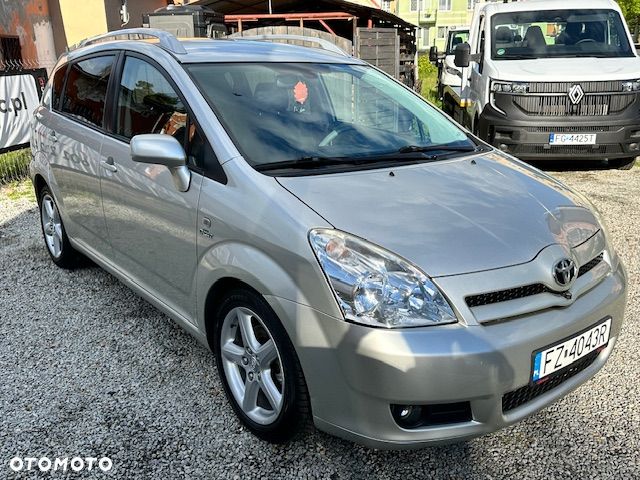 Toyota Corolla Verso 2.2 D-CAT Executive - 3