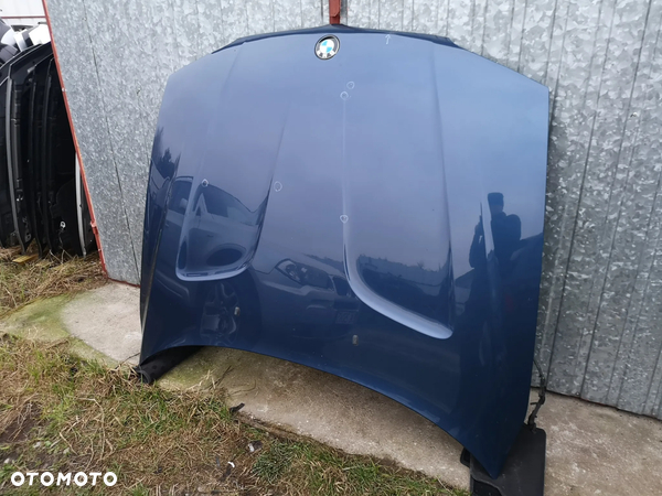 MASKA POKRYWA SILNIKA BMW X3 E83 A07 MYSTICBLAU METALIC