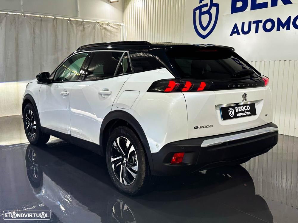 Peugeot e-2008 50 kWh GT Pack - 7