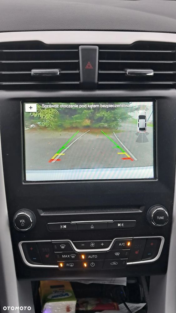 Ford Mondeo 1.5 EcoBoost Trend - 12