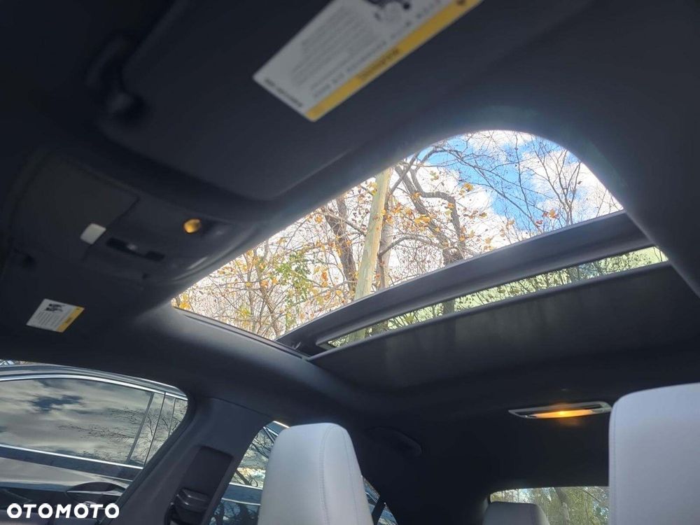 Mercedes-Benz CLA 250 4Matic 7G-DCT - 10