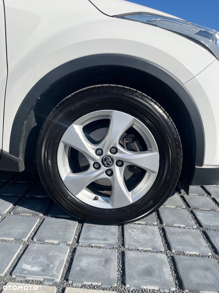 Toyota C-HR 1.2 T Premium - 10