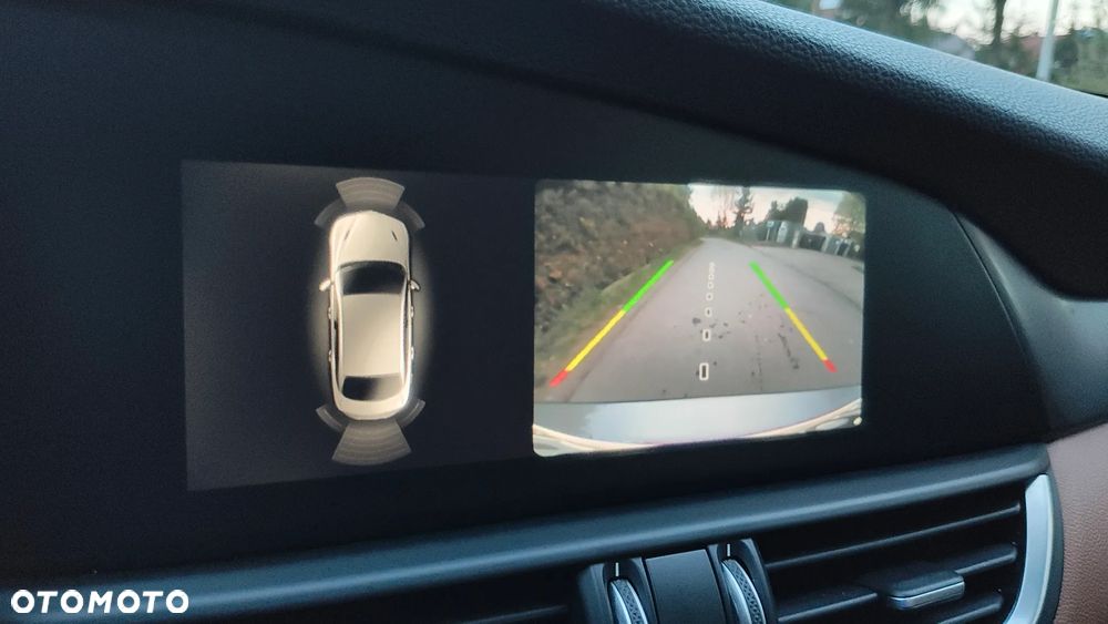 Alfa Romeo Giulia 2.2 Diesel AT8-Q4 Veloce - 26