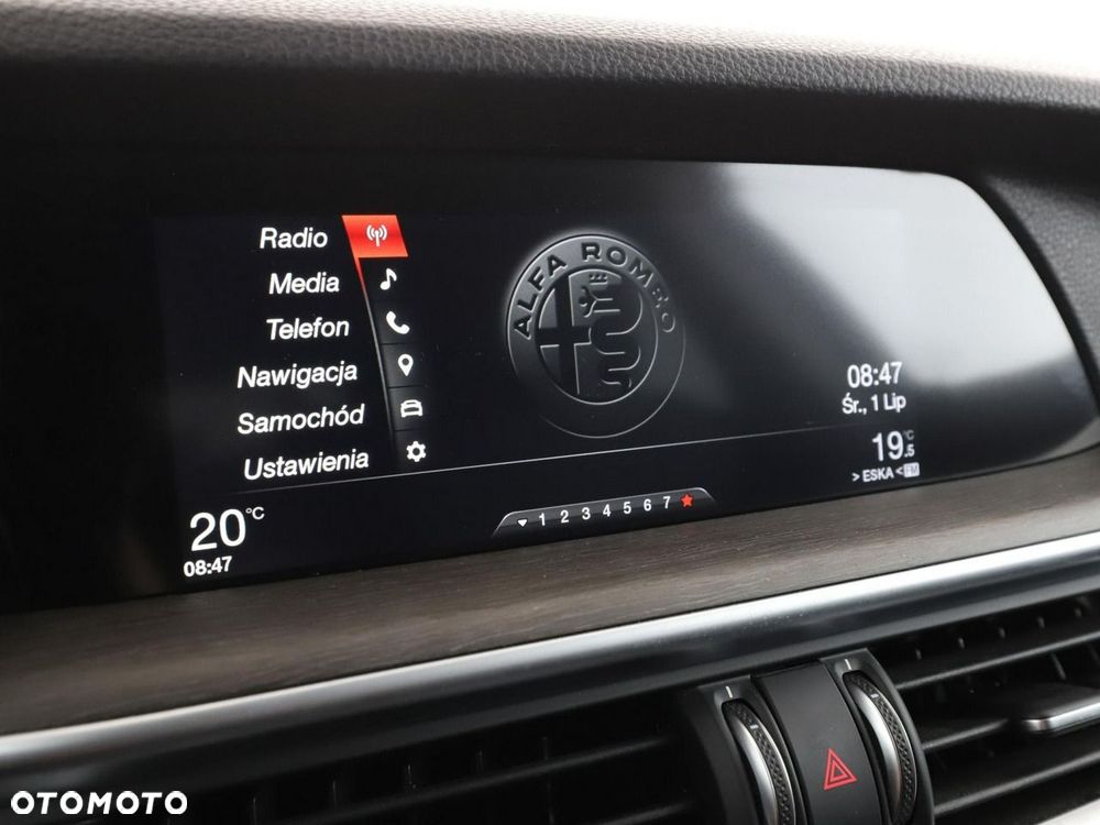 Alfa Romeo Stelvio 2.0 Turbo 16V AT8-Q4 First Edition - 24