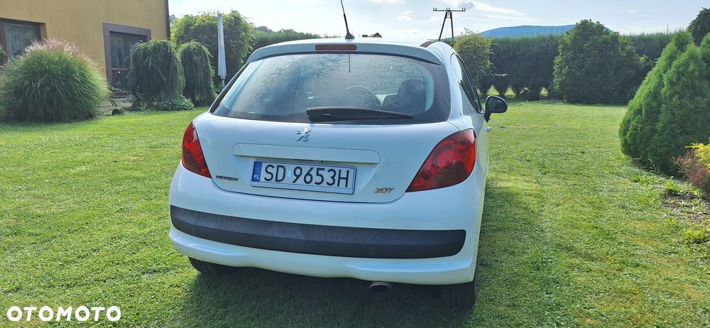 Peugeot 207 1.4 16V Trendy - 4