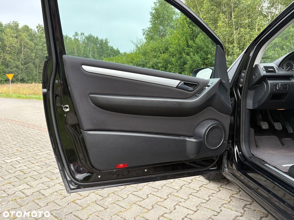 Mercedes-Benz Klasa A 170 Avantgarde - 24