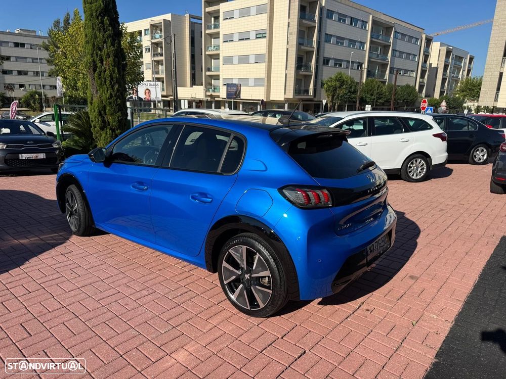 Peugeot e-208 50 kWh GT Pack - 6