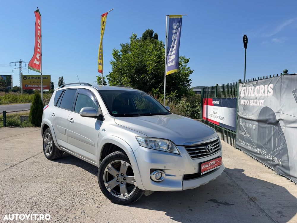 Toyota RAV4 2.2L D-CAT A/T Luxury - 1