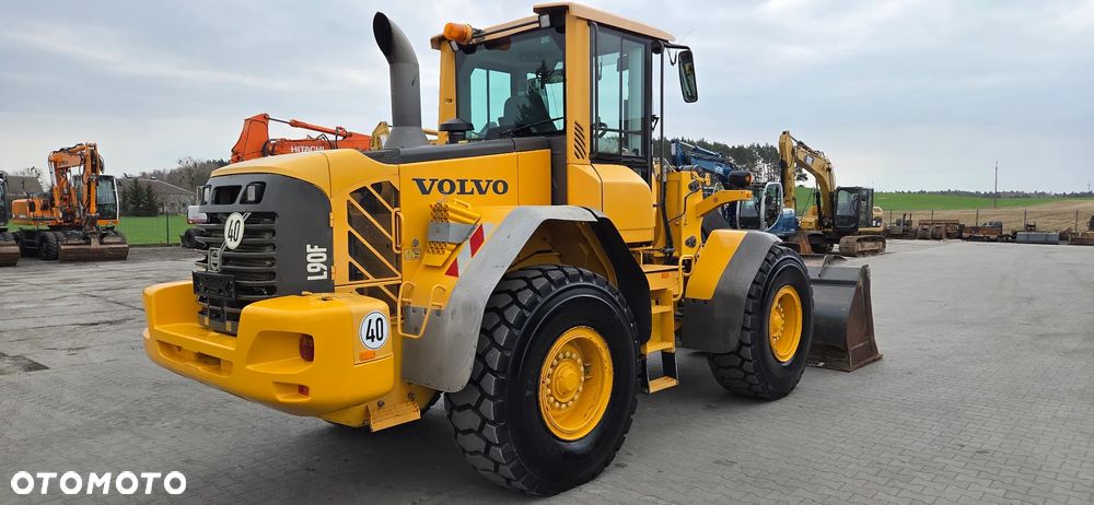 Volvo <<Volvo L90F, tylko 9400Mtg oryginał! Serwis Volvo Niemcy! Waga! sprowadzona>> - 6