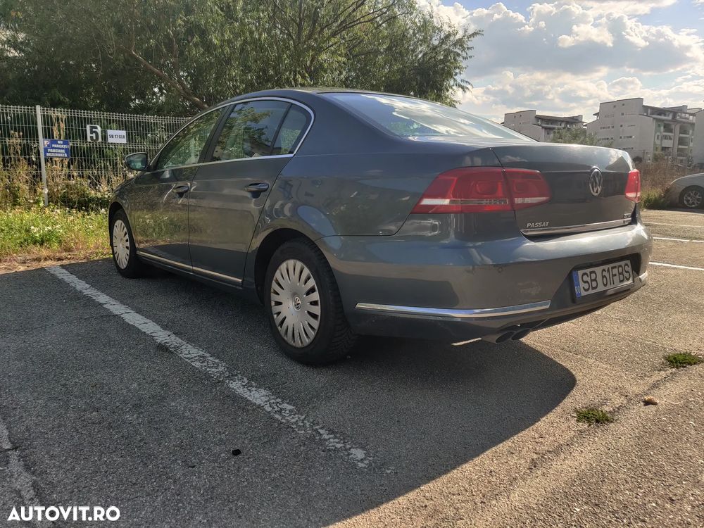 Volkswagen Passat 2.0 TDI BlueMotion Technology Trendline - 3