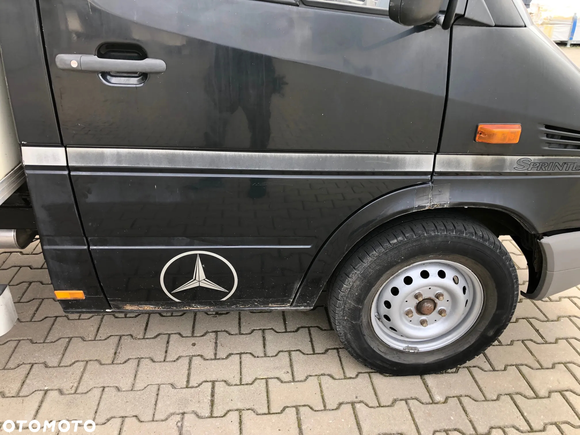 Mercedes-Benz SPRINTER - 11