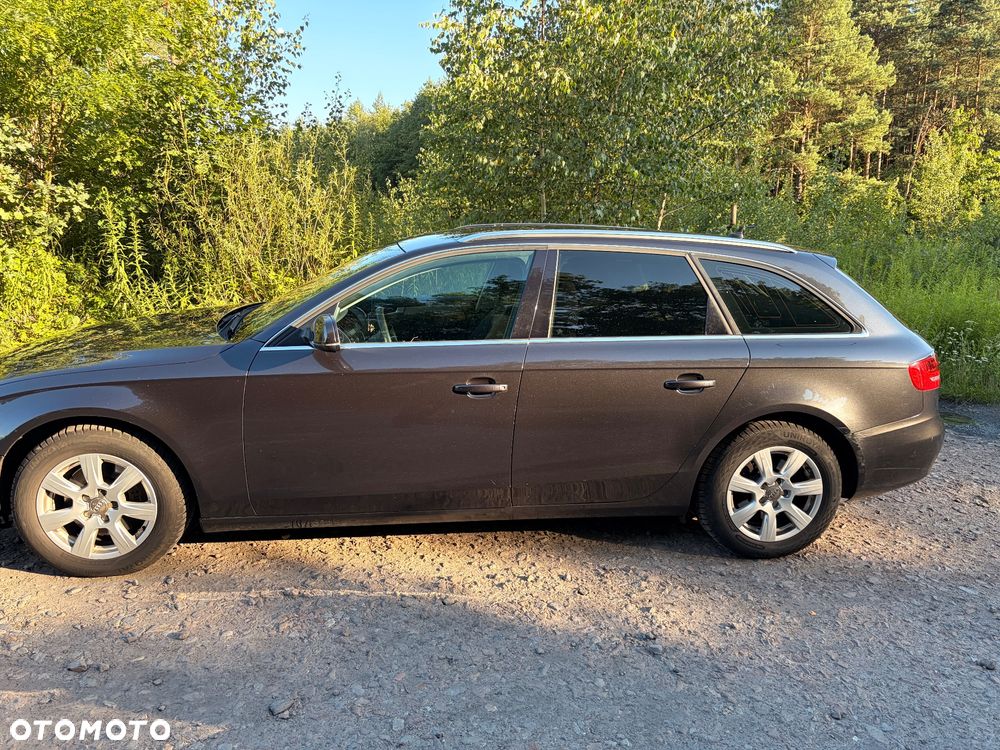 Audi A4 Avant 2.0 TDI - 4