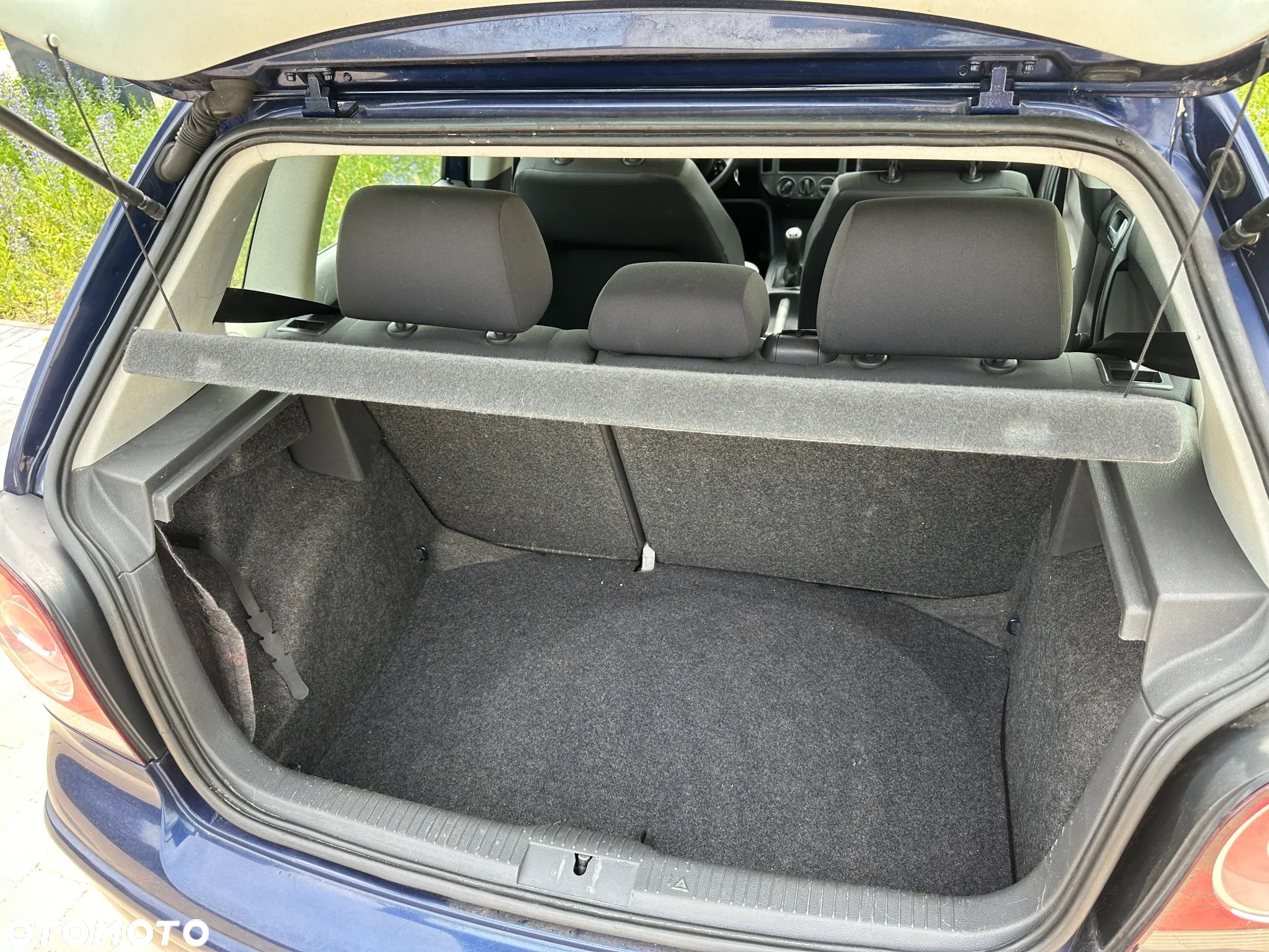 Volkswagen Polo 1.4 16V Comfortline - 9