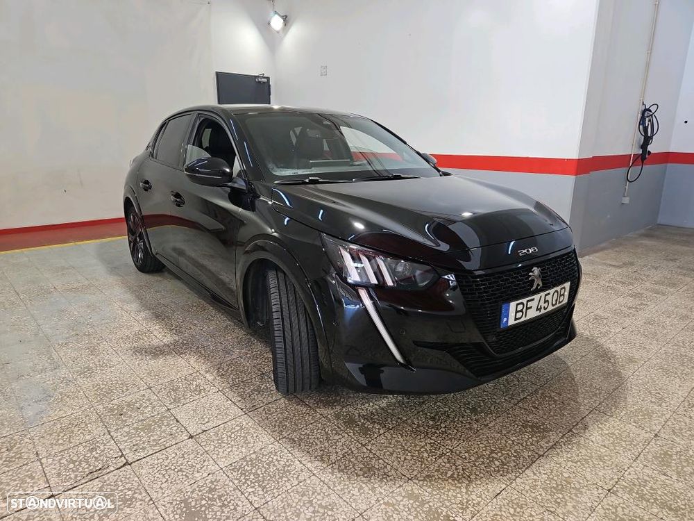 Peugeot e-208 - 6