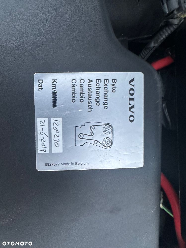 Volvo V40 D2 RDesign - 14