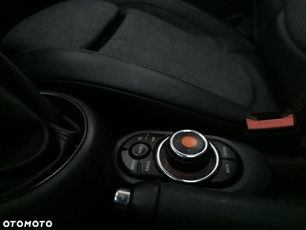 MINI Cooper - 24