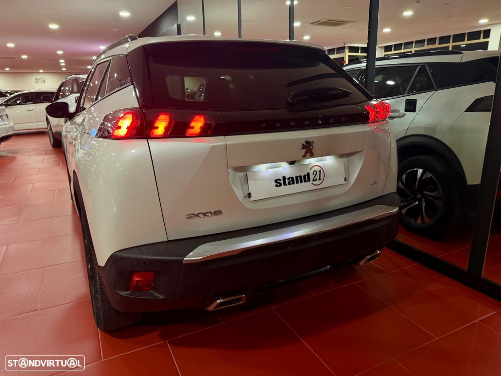 Peugeot 2008 ver-1-2-puretech-allure-pack - 9