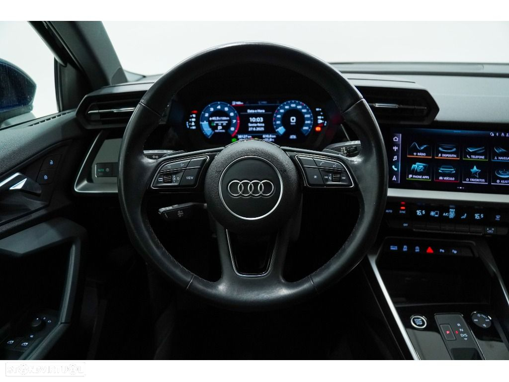 Audi A3 Sportback 30 TFSI Advanced S tronic - 4