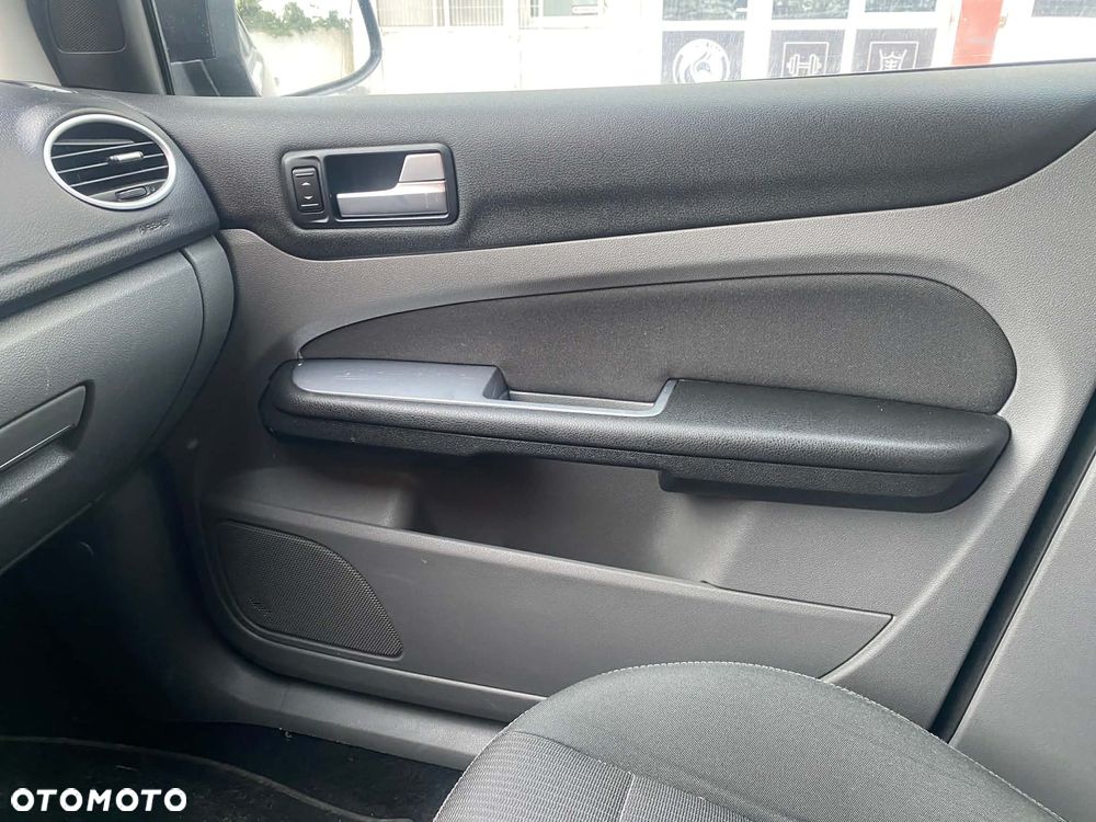Ford Focus 1.8 TDCi FX - 8