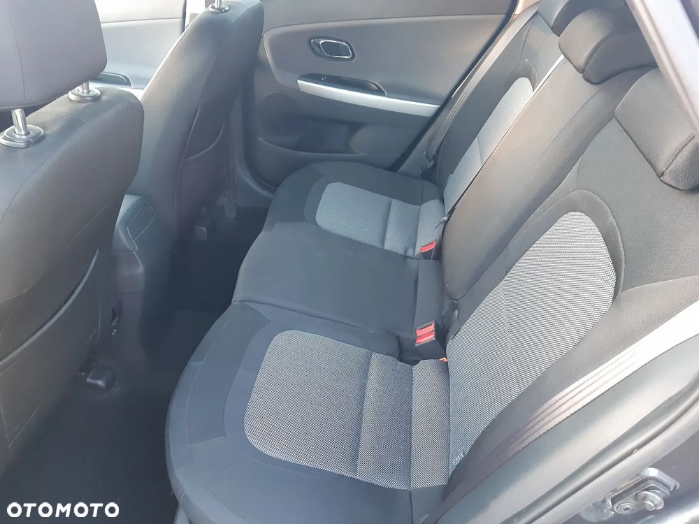 Kia Ceed 1.6 GDI Dream Team Edition - 17