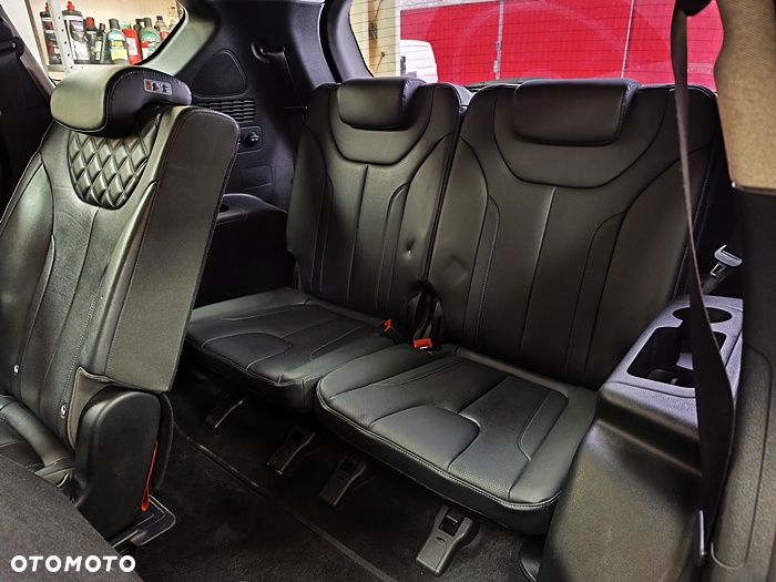 Hyundai Santa Fe 1.6 Plugin-Hybrid 4WD SEVEN Prime - 31